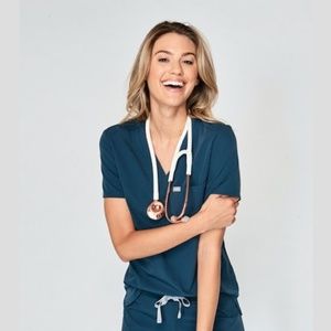 Figs Catarina One Pocket Scrub Top in Dark Harbor